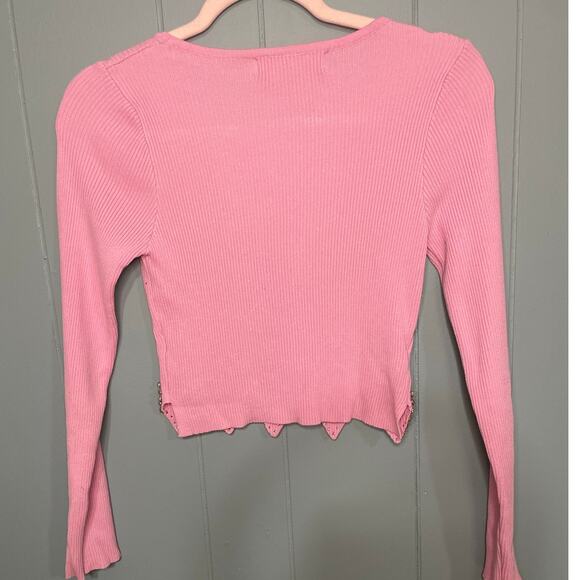 Lizette Collection pink crop sweater with heart rhinestones, Size Small - Picture 5 of 10